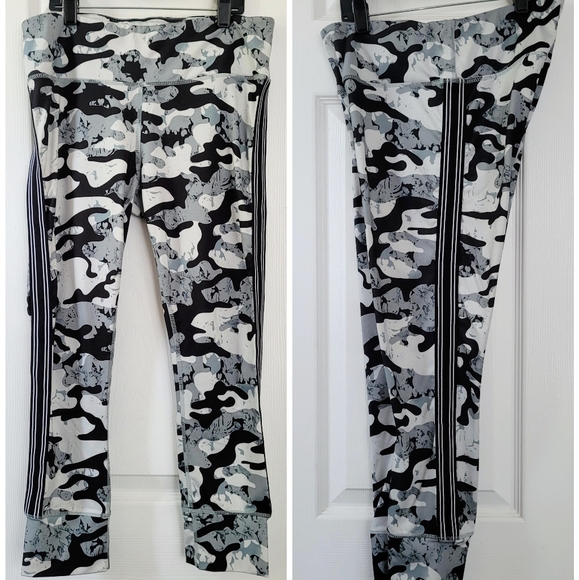 Reebok Pants - REEBOK grey camo sport leggings
